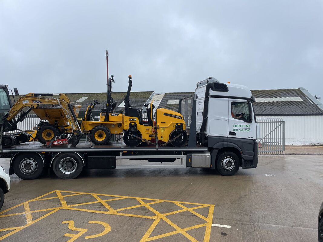 Mini digger hire in Amersham for trenching and groundworks